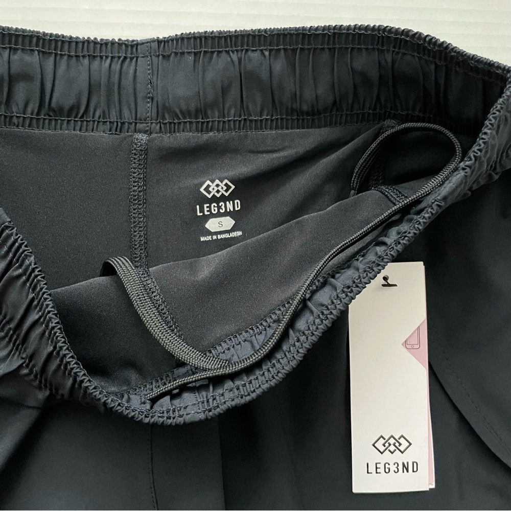 Black 2-in1 Run Shorts Size S NWT - Picture 3 of 6